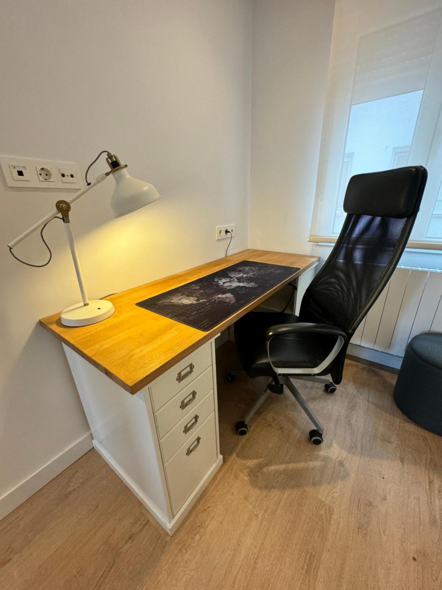 Piso De 2 Habitaciones En Centro, Zona Muy Tranquila Con Playa A 2 Min Andando Gijon Luaran gambar